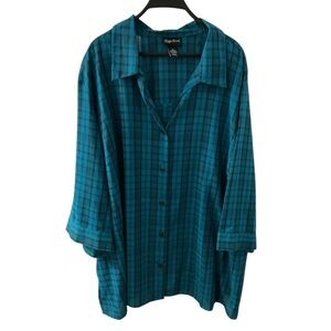 🦄 Maggie Barnes Blue Checkered Button-Down Shirt